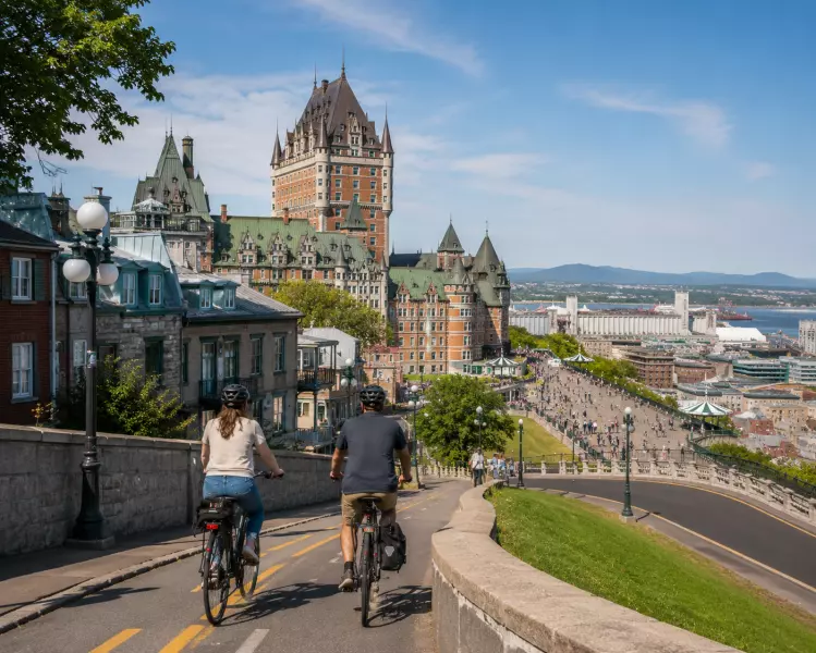 Le Québec à vélo Visuel 1