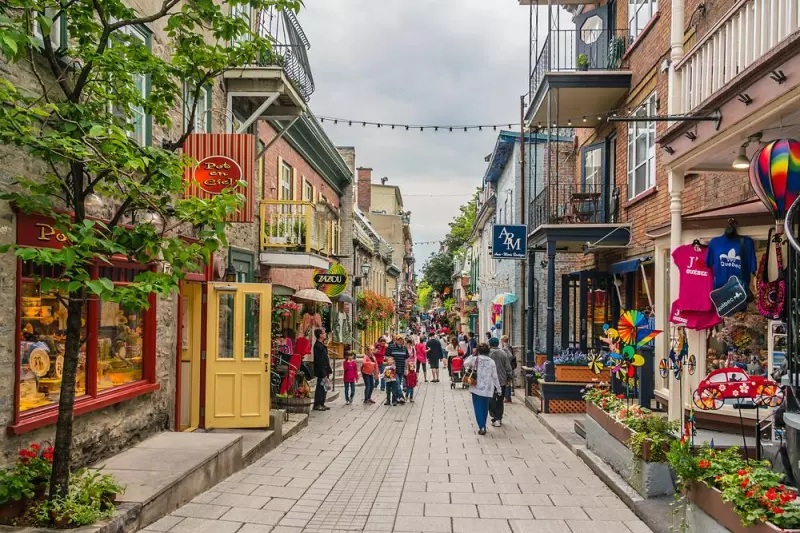 Le Québec à vélo Visuel 3